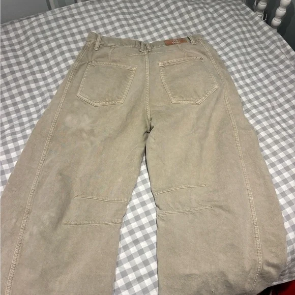 We The Free Women’s Barrel Jeans - Picture 5 of 8